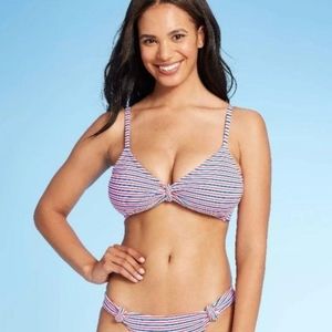 💰NWT red, white blue knot binki XL /top d/dd